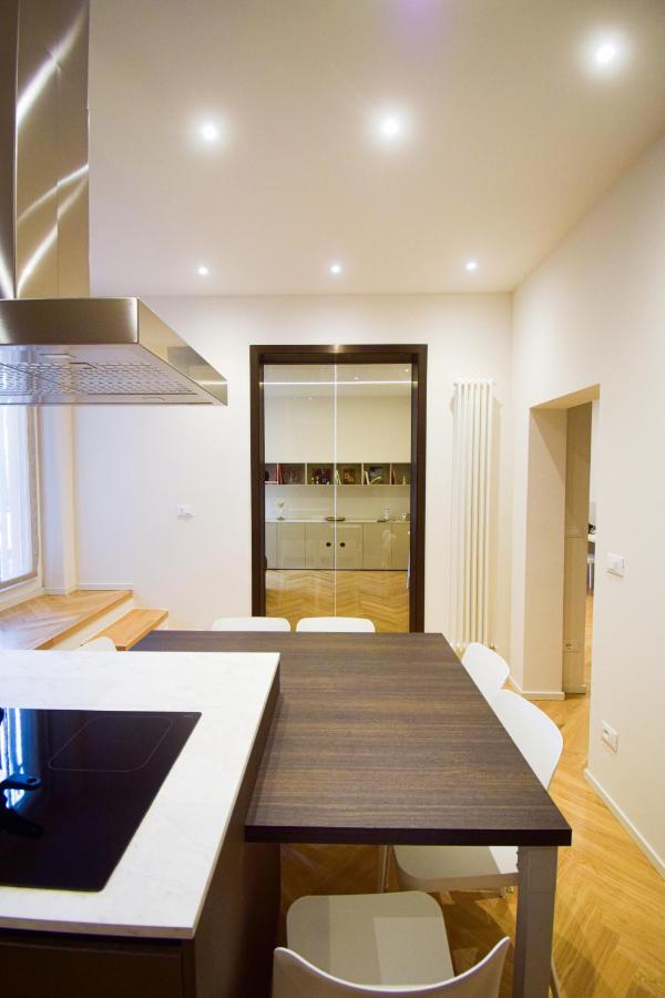 Sibilla Suite Apartment - Via Piella 14 — Photos 1